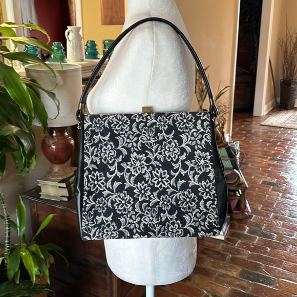 VintageTapestry Handbag - Picture 1 of 13
